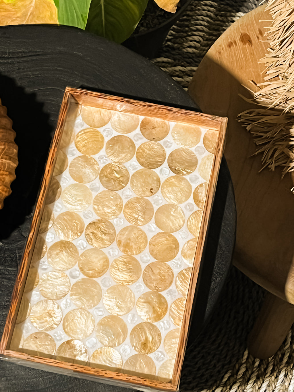 Rectangle Palm Wood Tray with shells circle Pattern