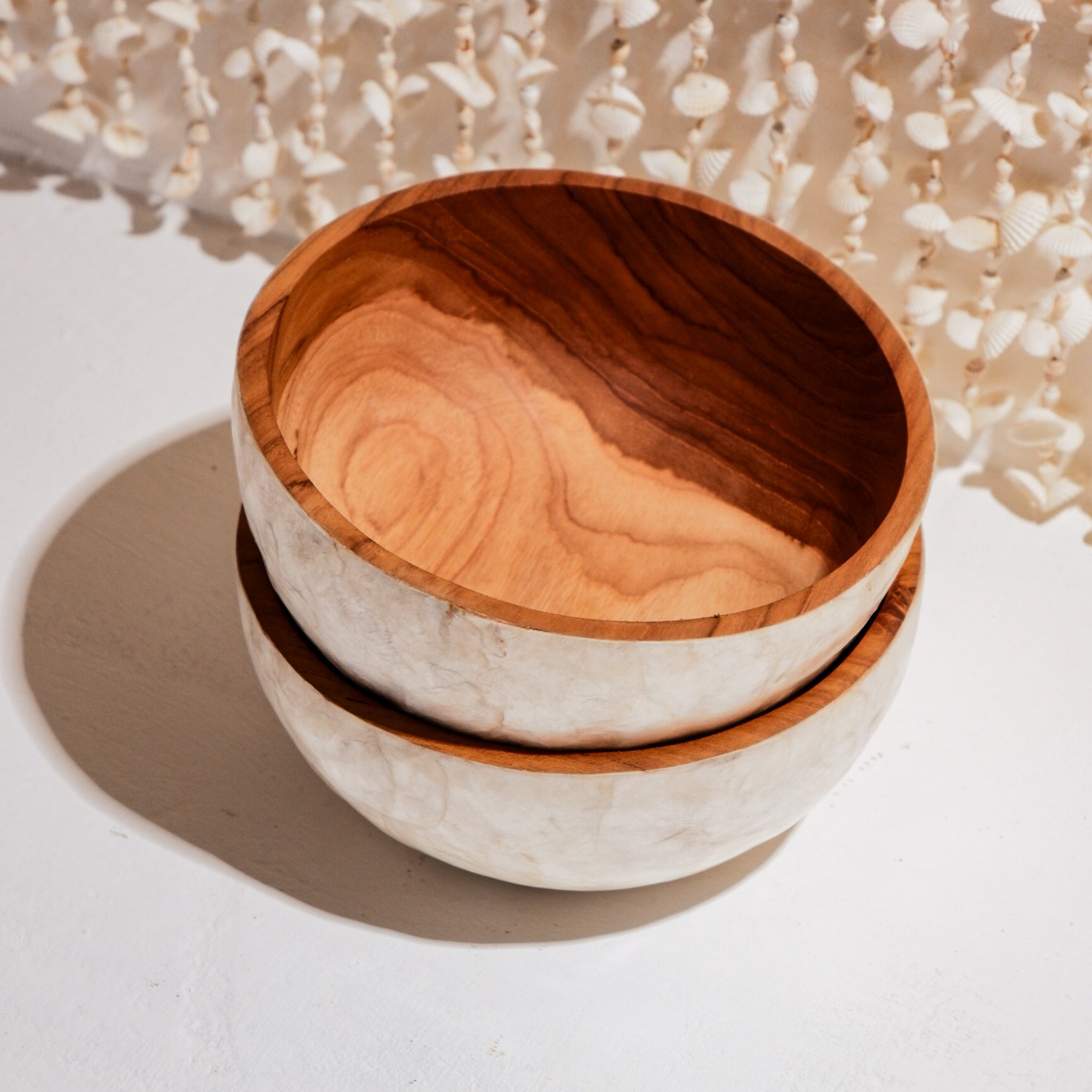 Kaia Salad Wooden Bowl with Sea Shell