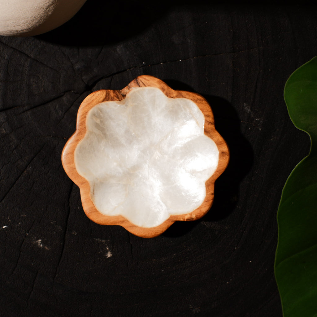 Flowers Shells Jewelry Tray