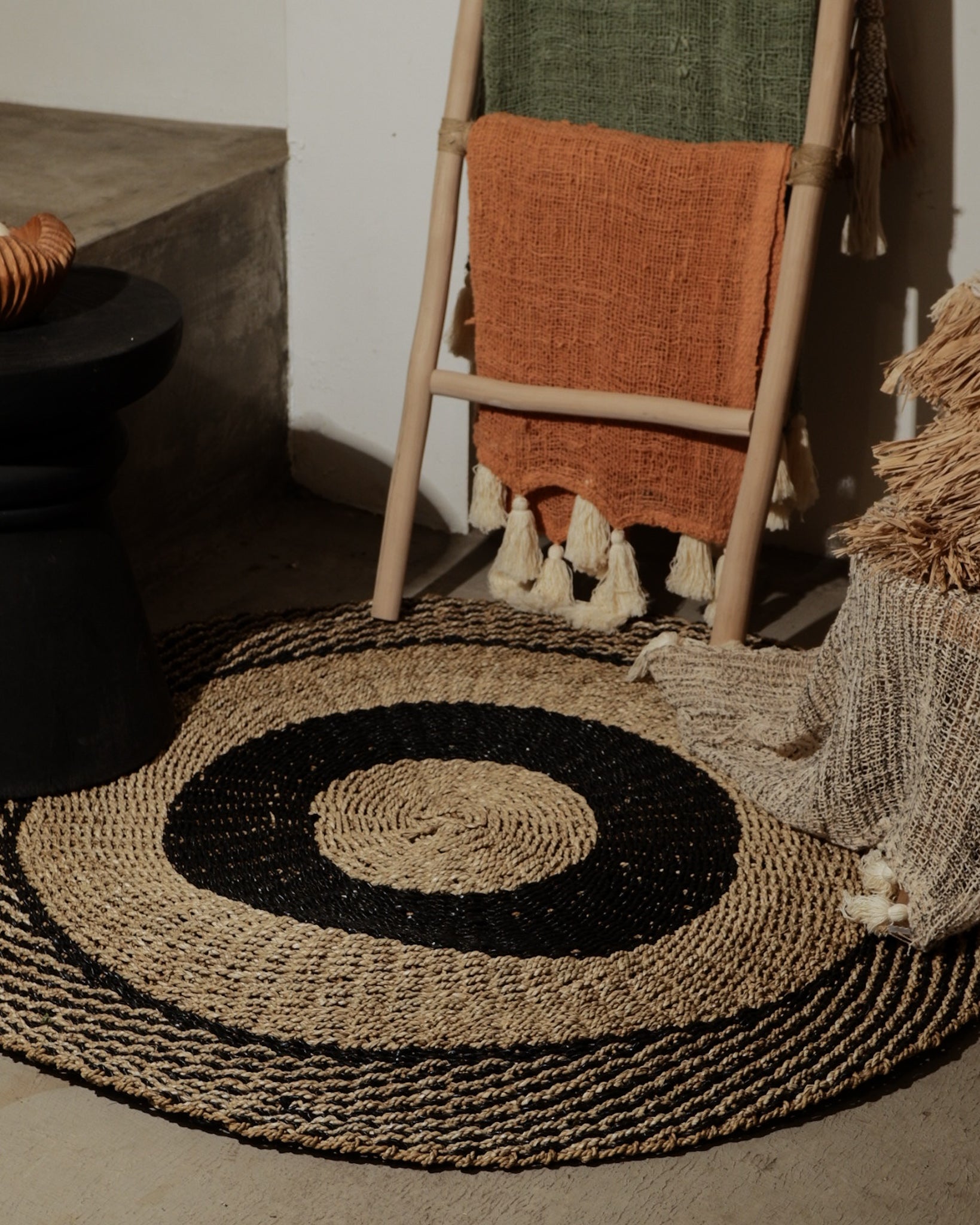 Natural Round Seagrass Rug 120 x 120 cm