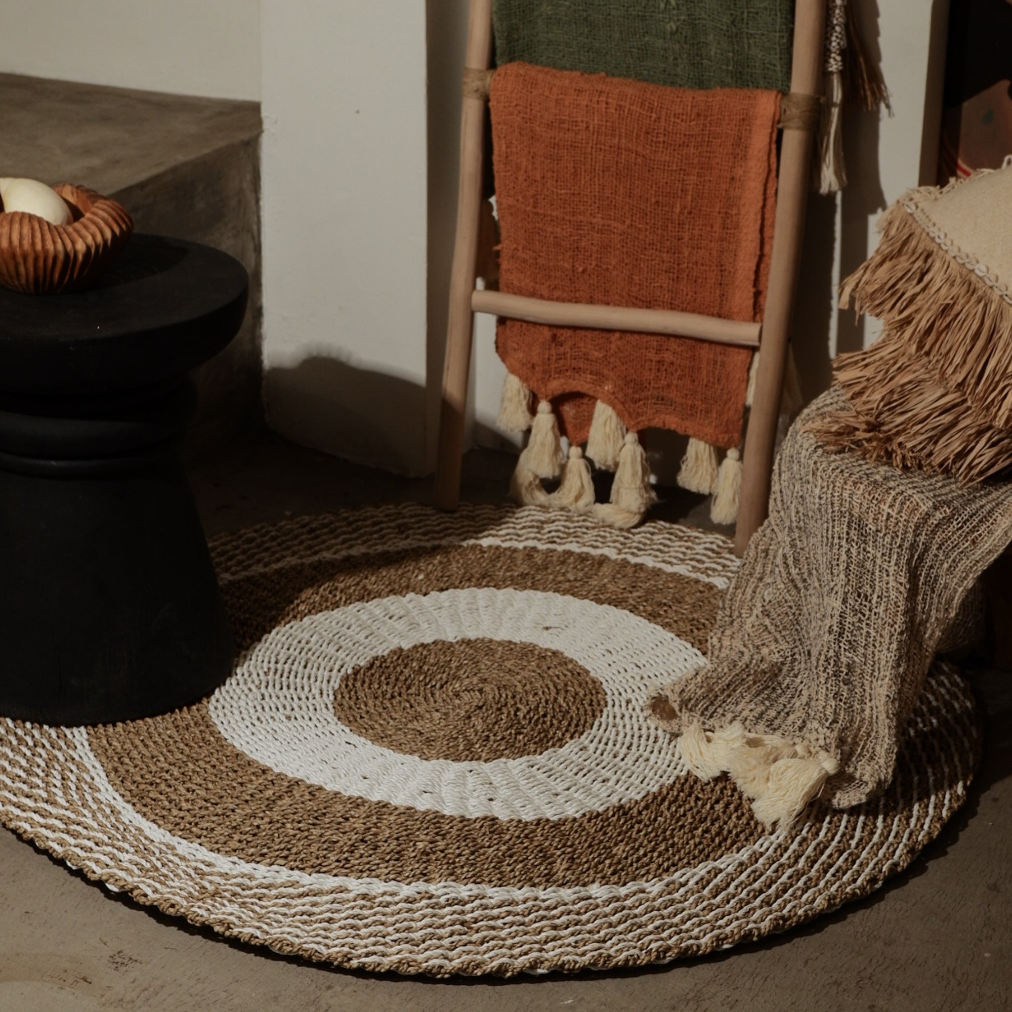 Natural Round Seagrass Rug 120 x 120 cm