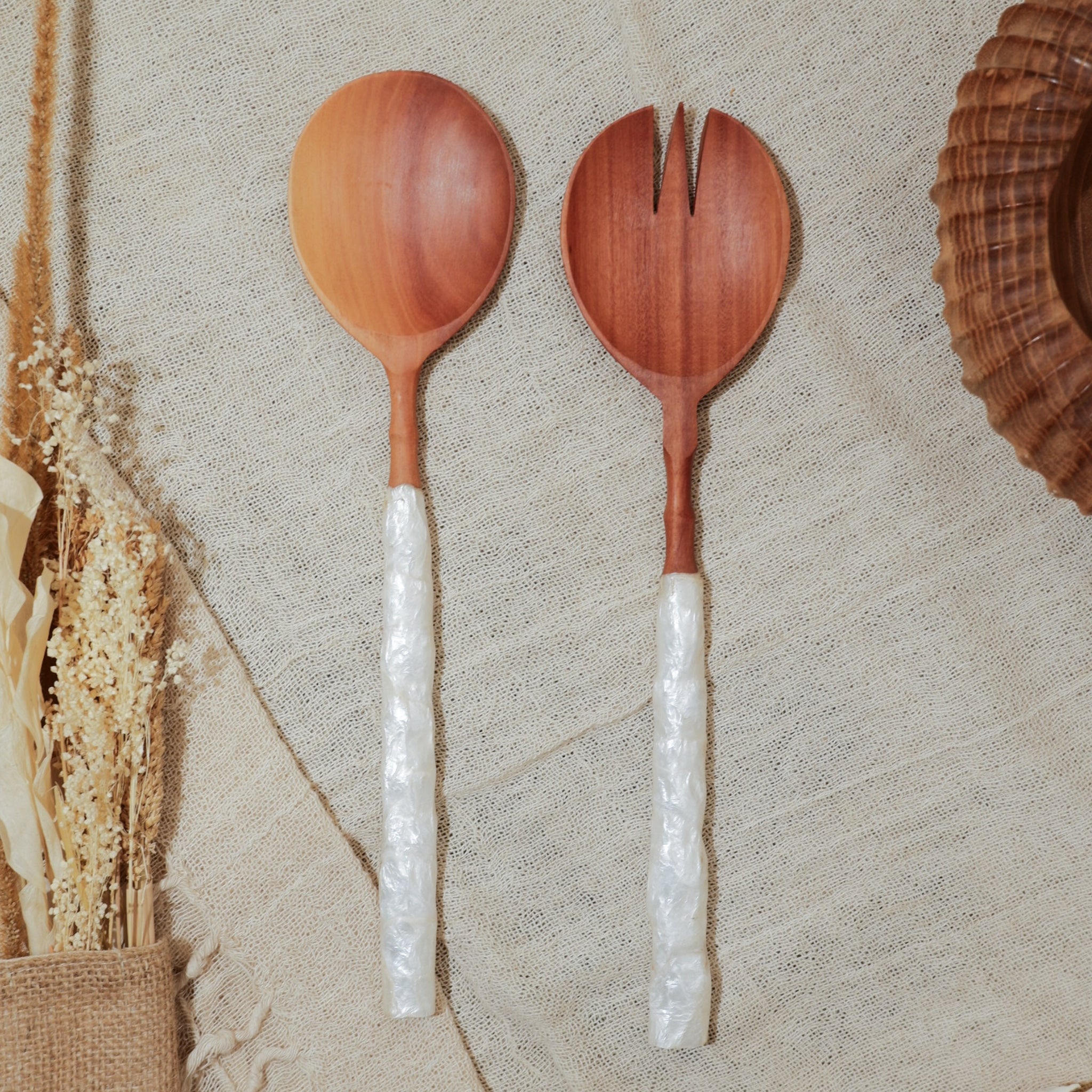 Wooden Salad Mixer with Shells
