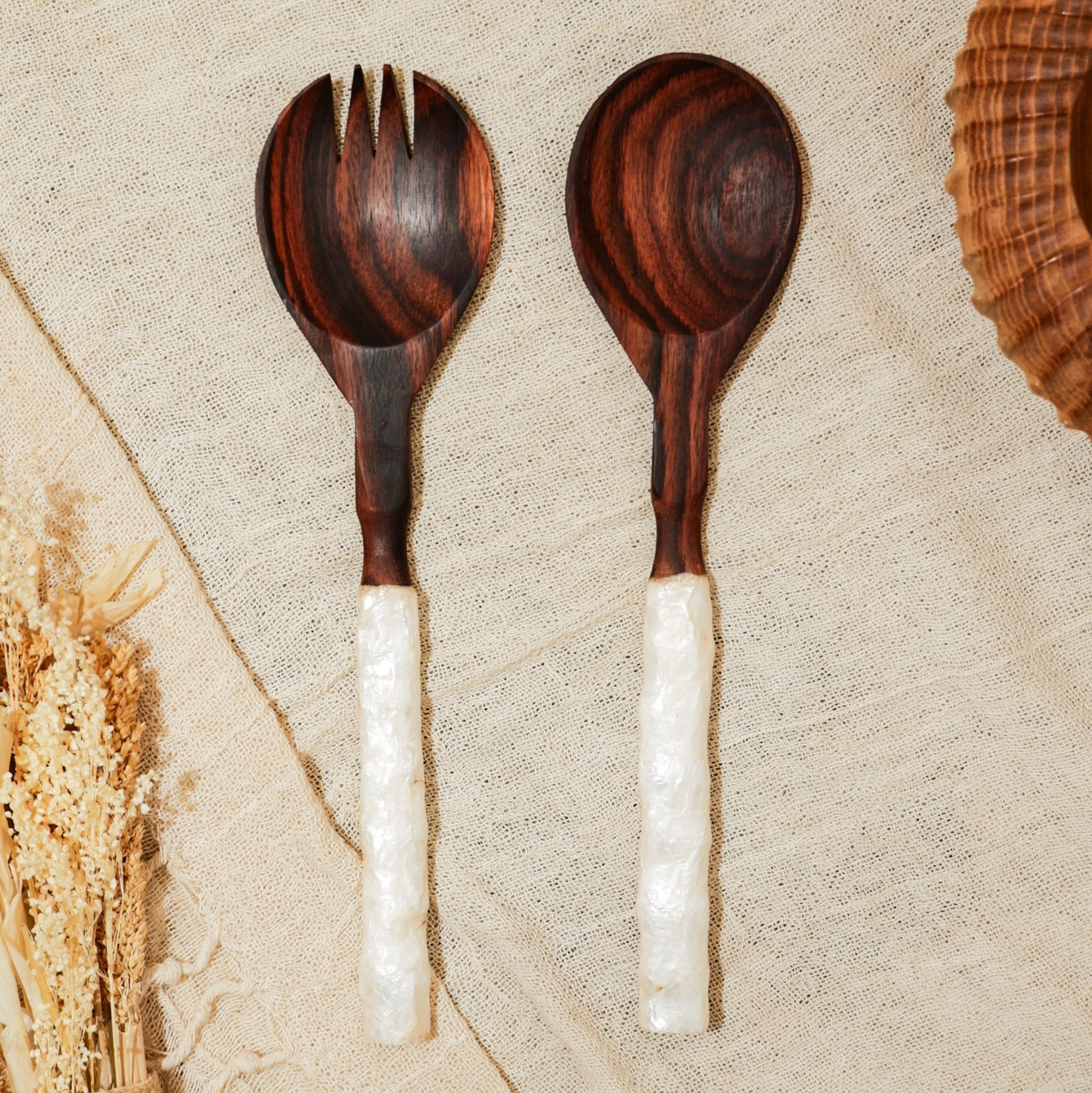 Wooden Salad Mixer with Shells