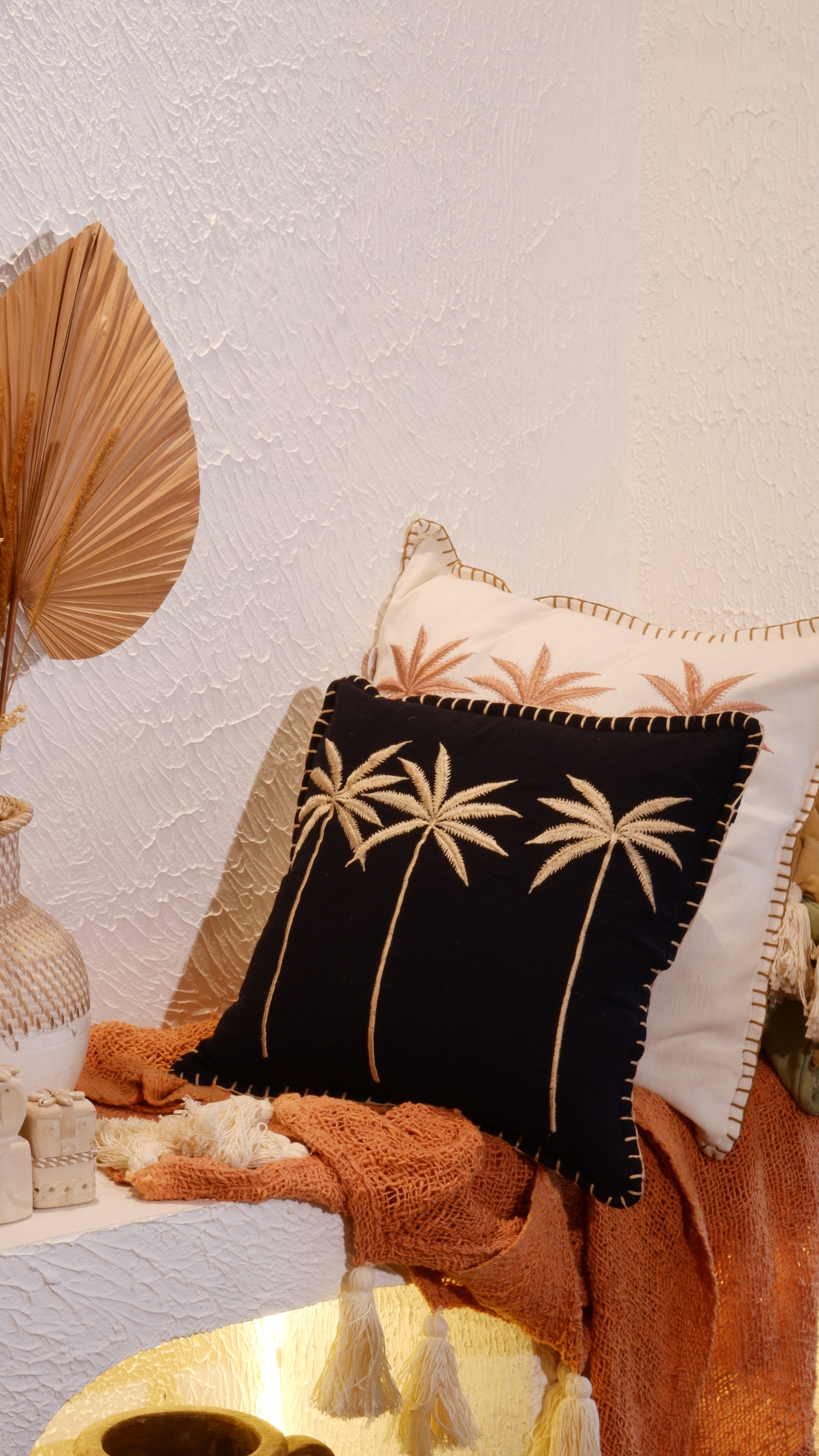 Triple Black Palm Cushion Cover 40x40 cm
