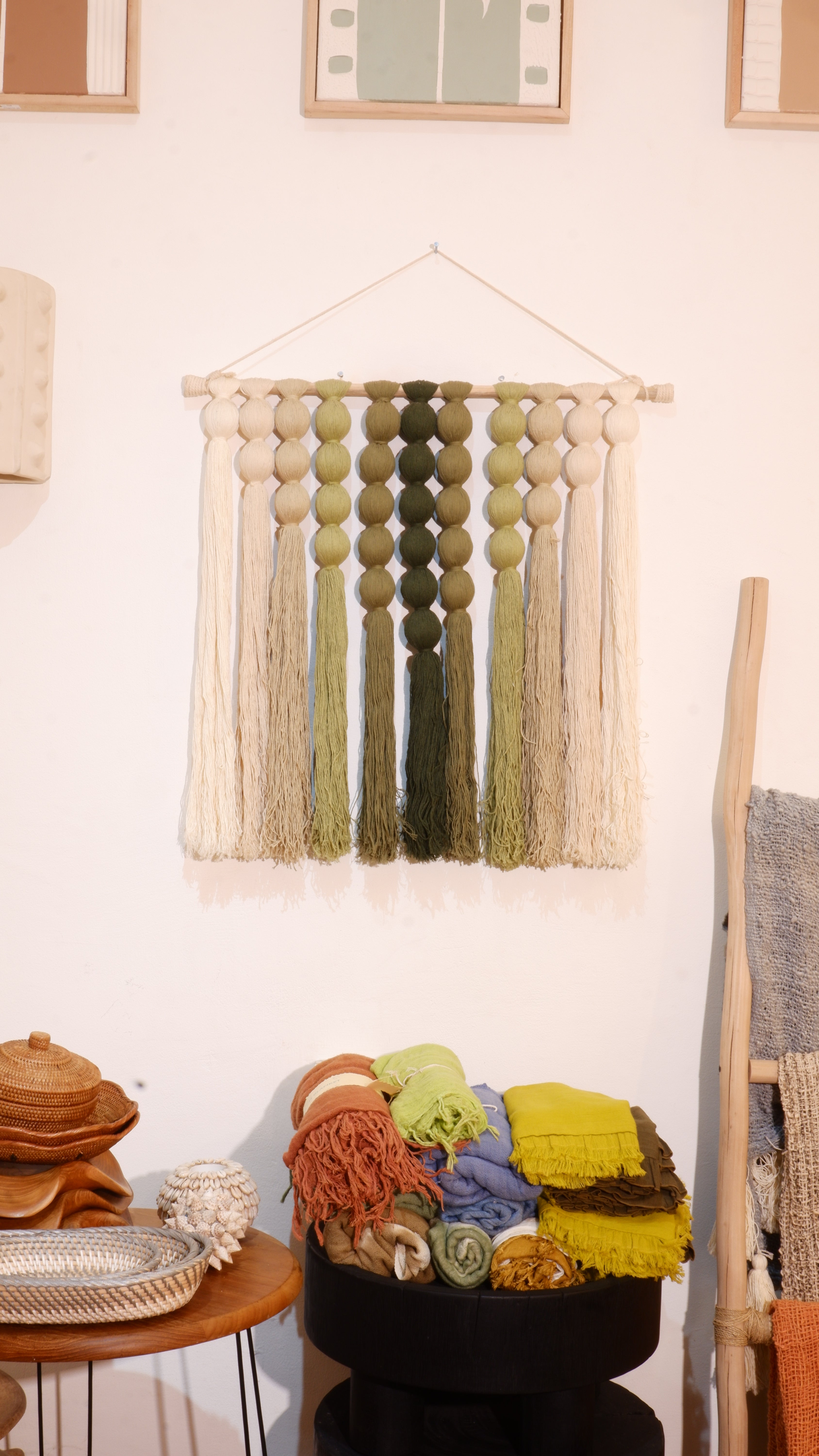 Jagathi Macrame Wall Hanging Decoration
