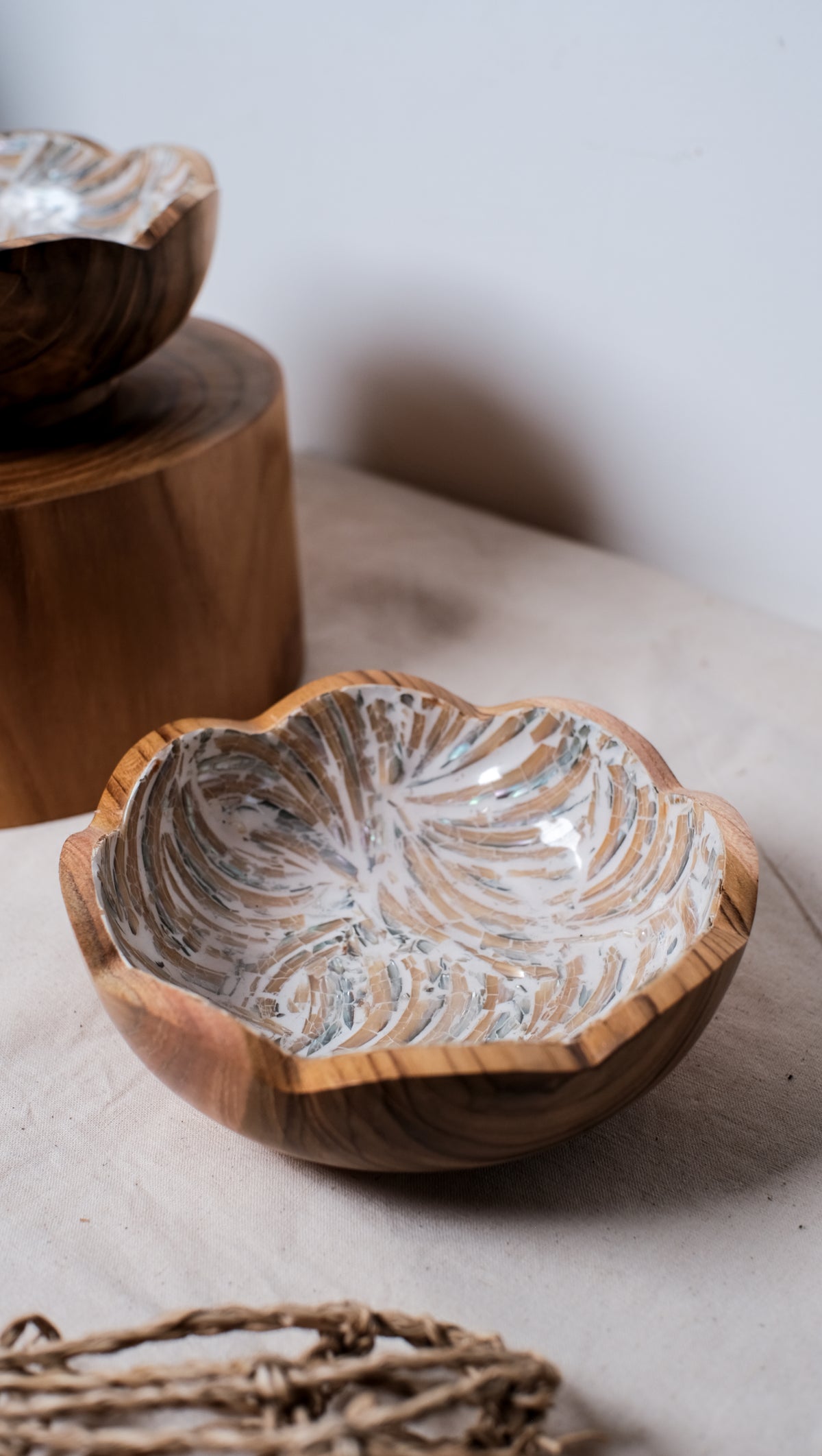 Beige Wooden Teak Flower Bowl With Sea Shells inlay