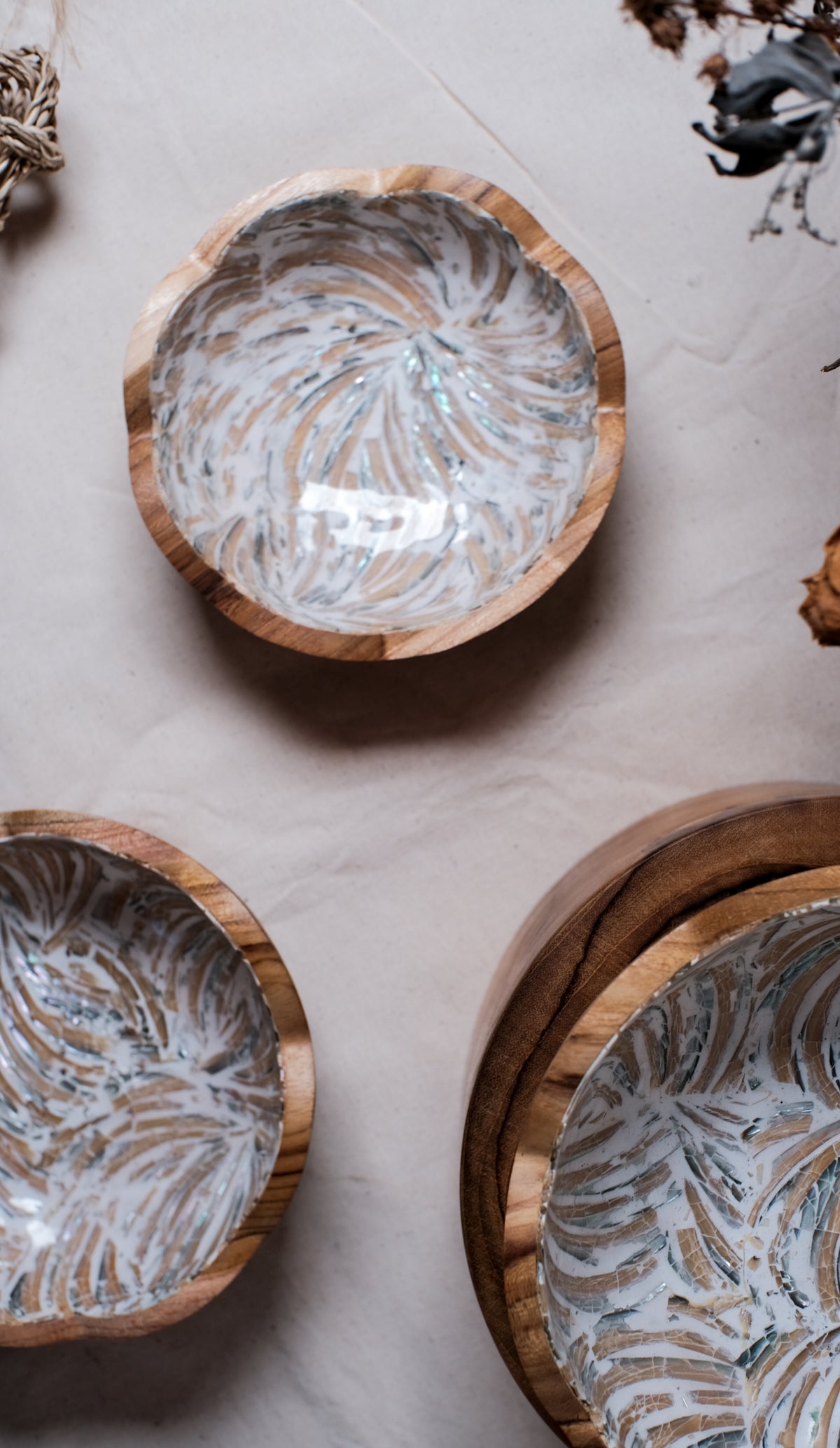 Beige Wooden Teak Flower Bowl With Sea Shells inlay