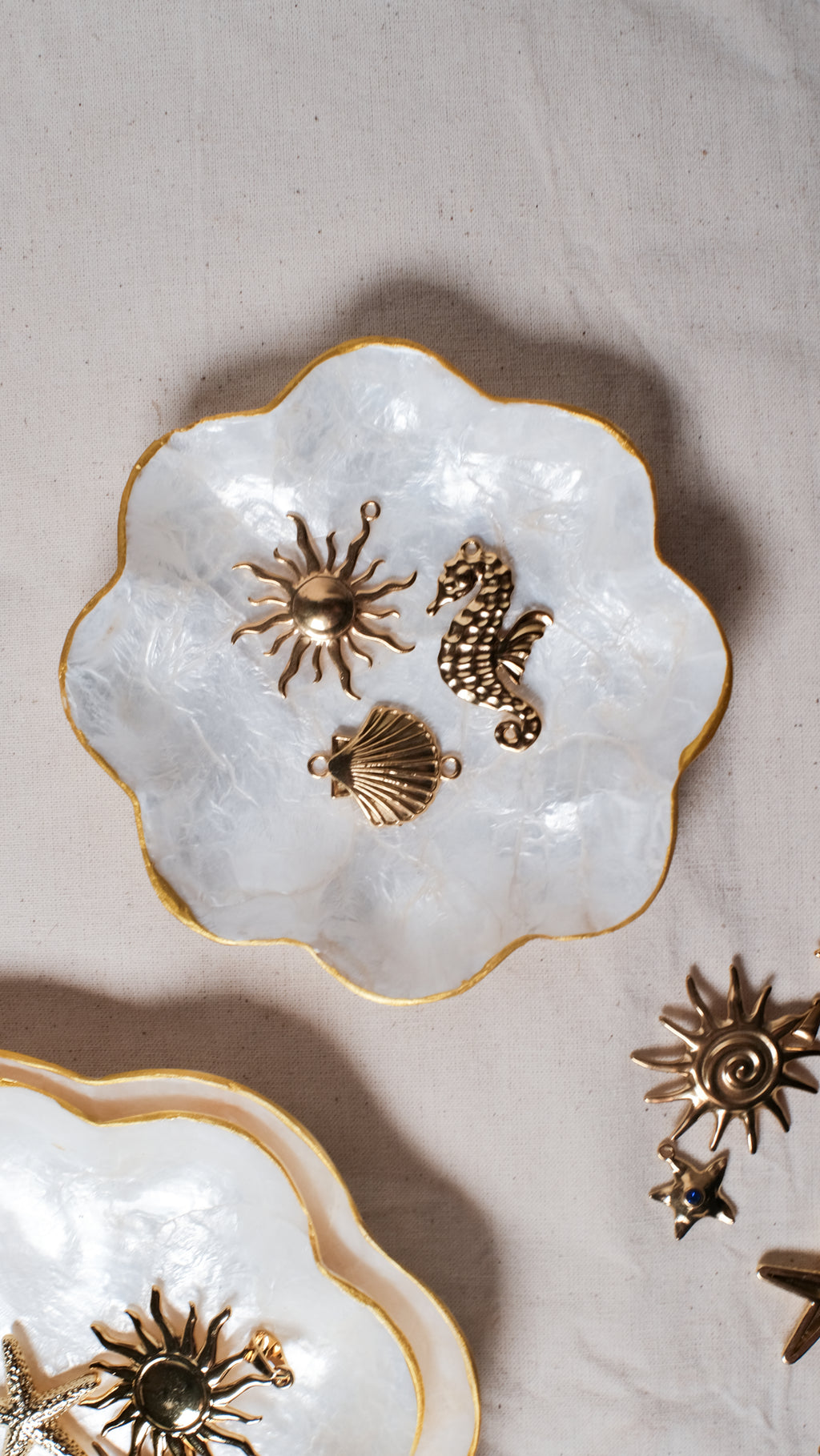 Flowers Shells Jewelry Tray