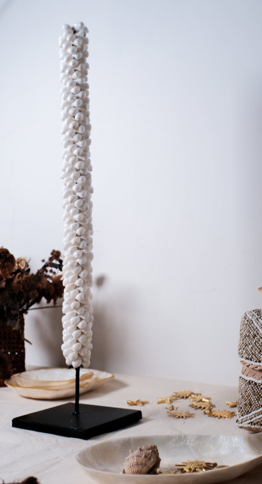 Indah Sea Shells Standing Table Decoration