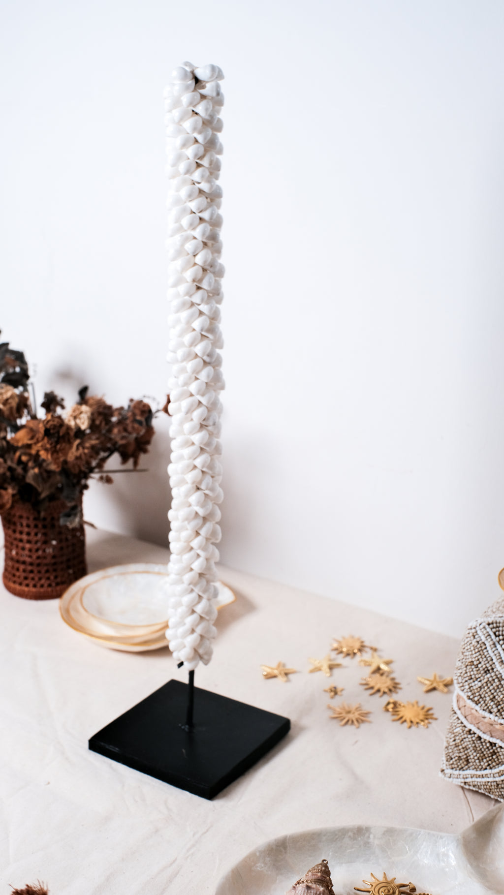 Indah Sea Shells Standing Table Decoration