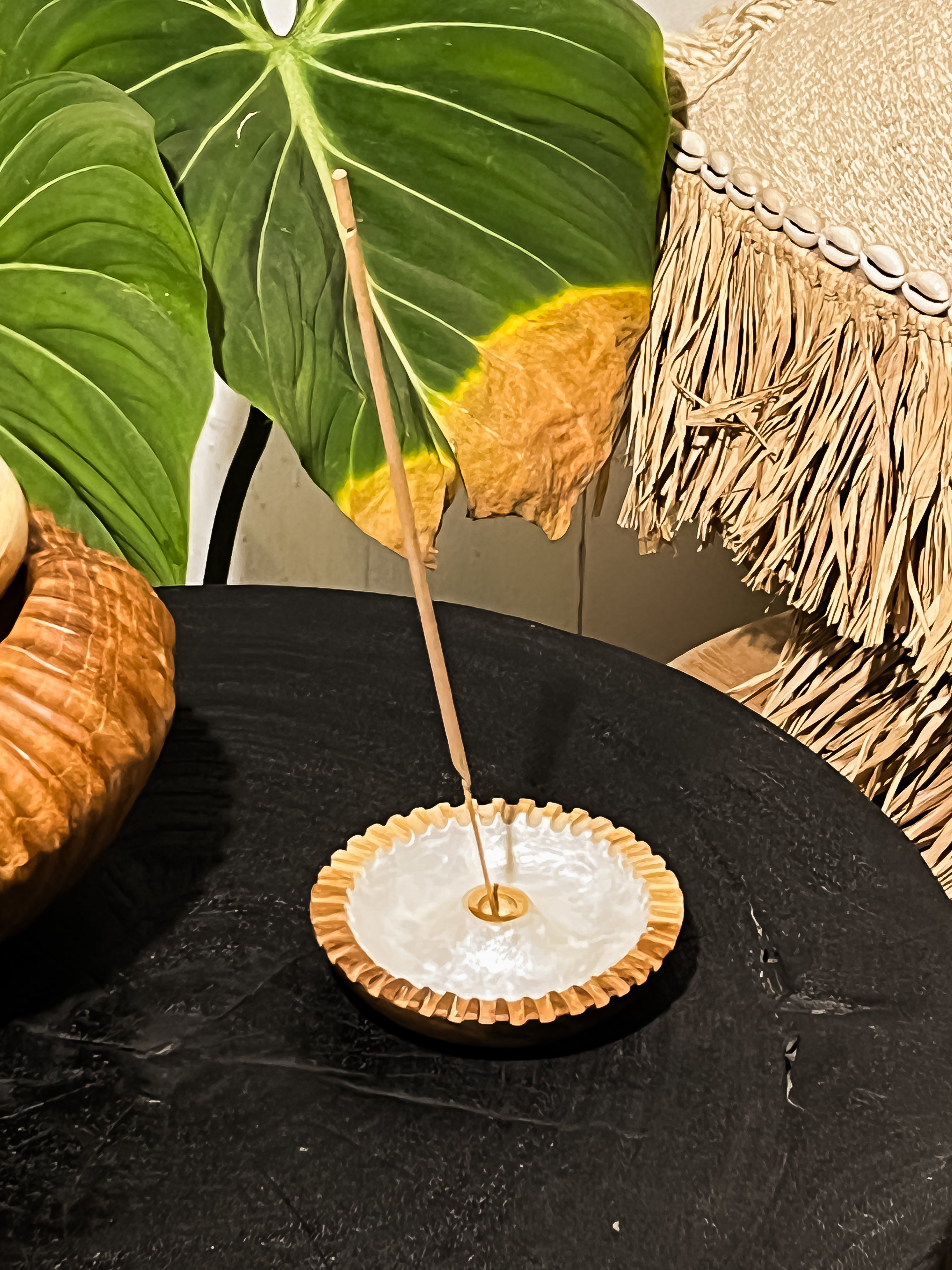 Roa Wooden Teak Incense Holder with shells