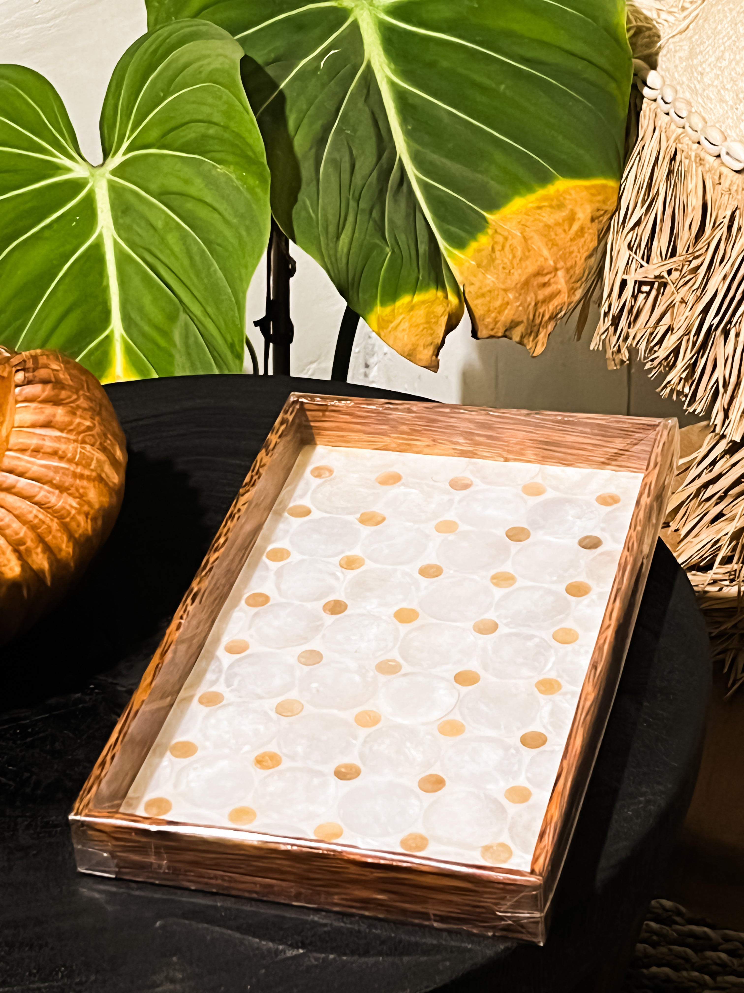 Rectangle Palm Wood Tray with shells circle Pattern
