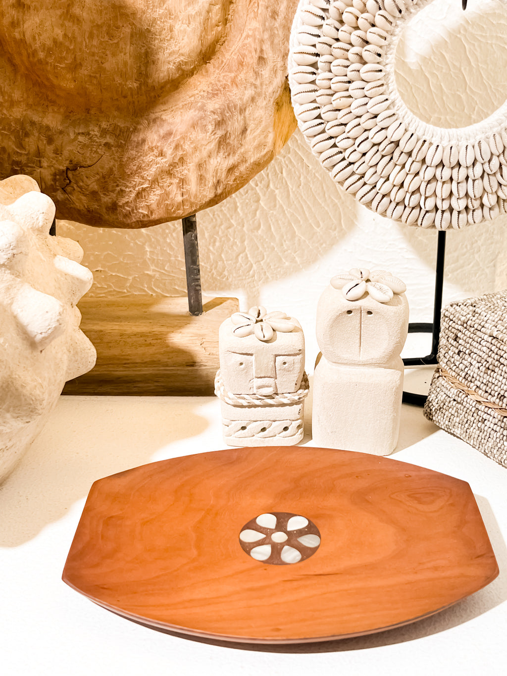 Danira Wooden Plate Serving Tray with Sea Shells