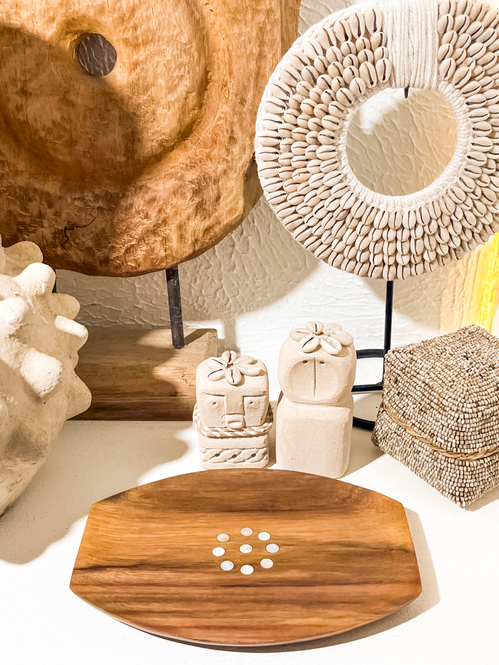 Danira Wooden Plate Serving Tray with Sea Shells