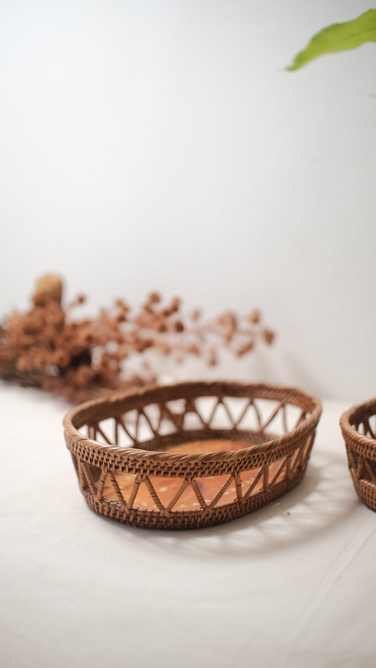 Oval Rattan Tray with Sea Shells inlay