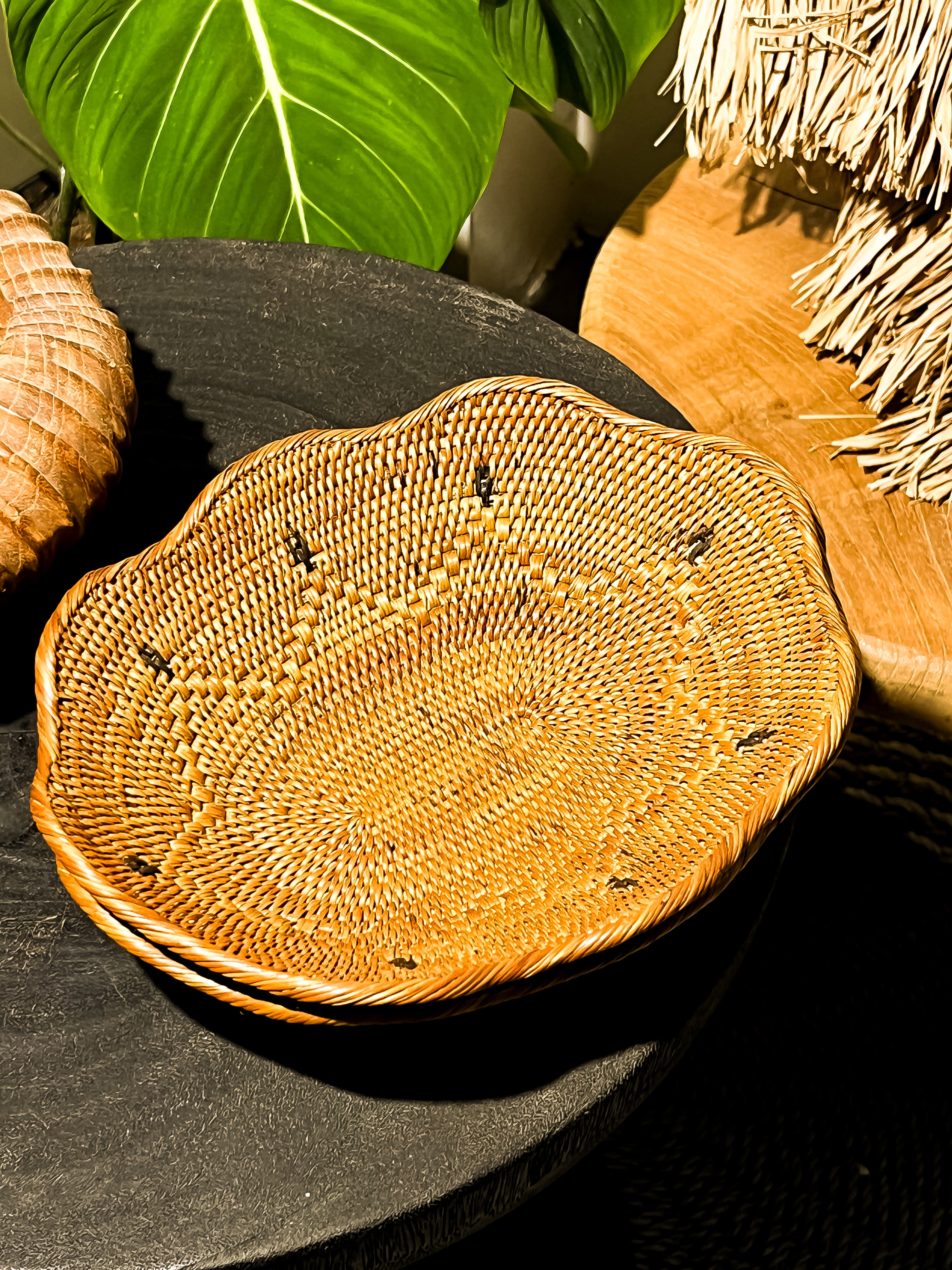 Roi Rattan Fruit Basket
