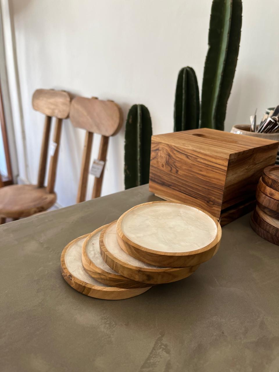 Wooden Coaster With Shells