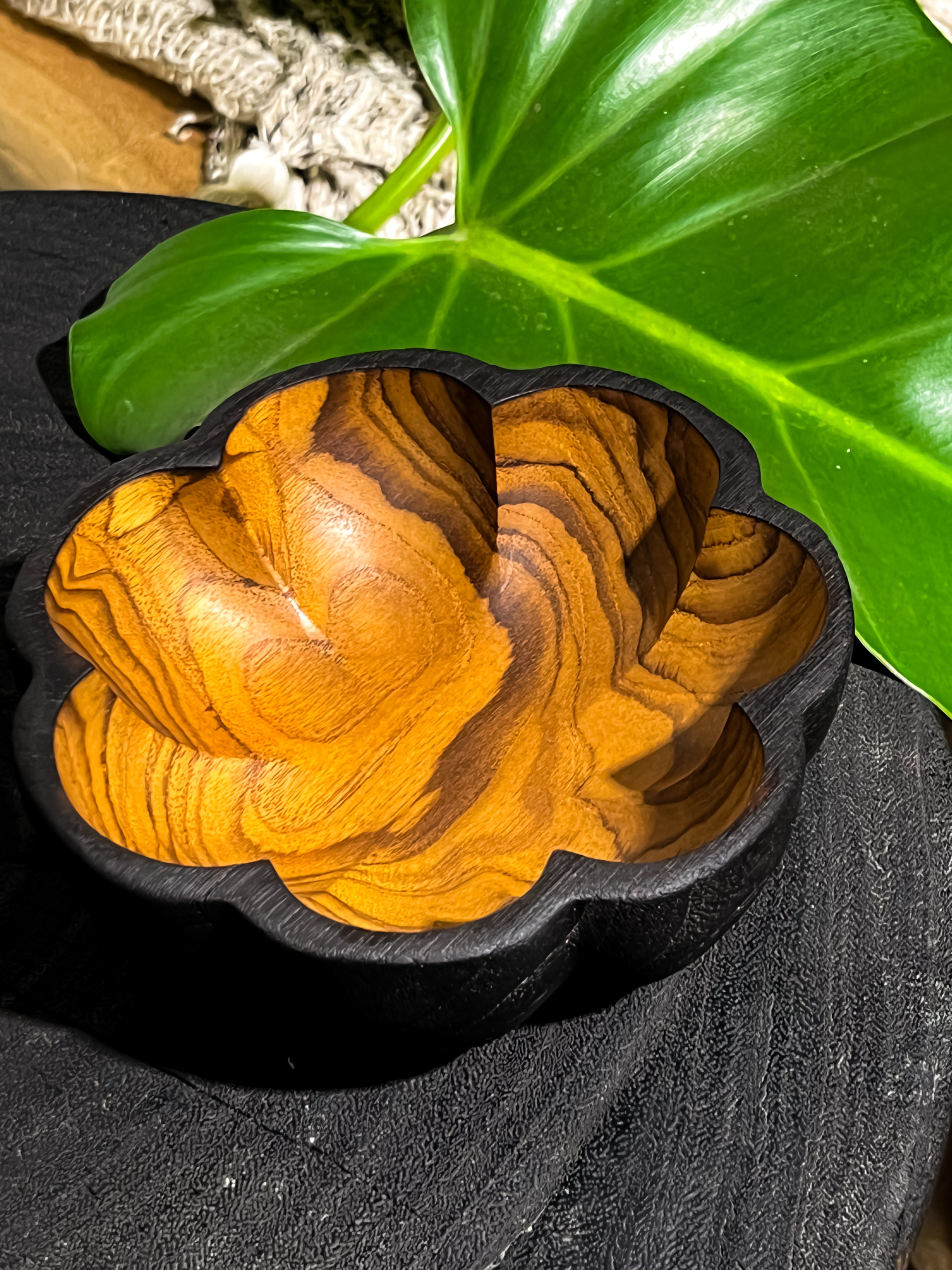 Wooden Flower Bowl in Black