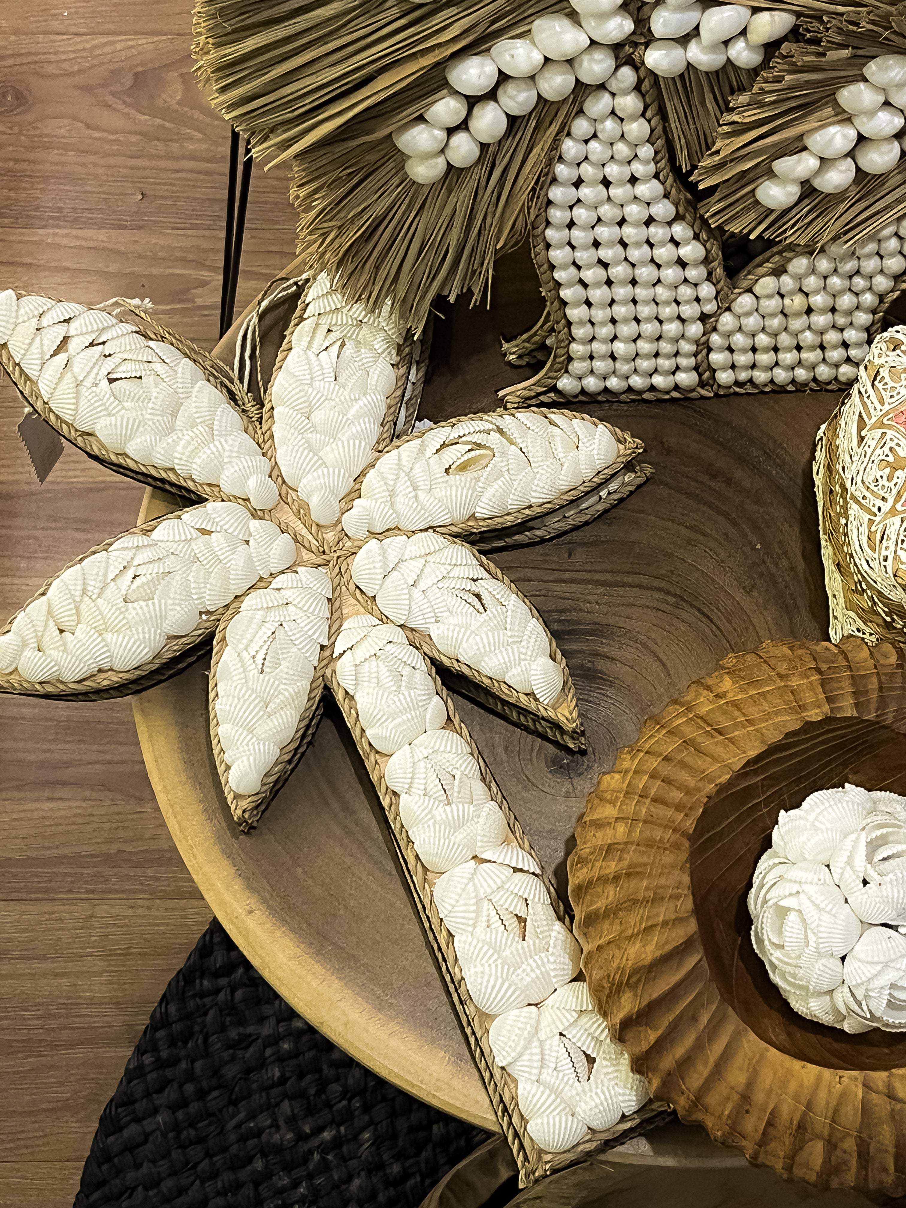 Palm Wall Decor With Shells