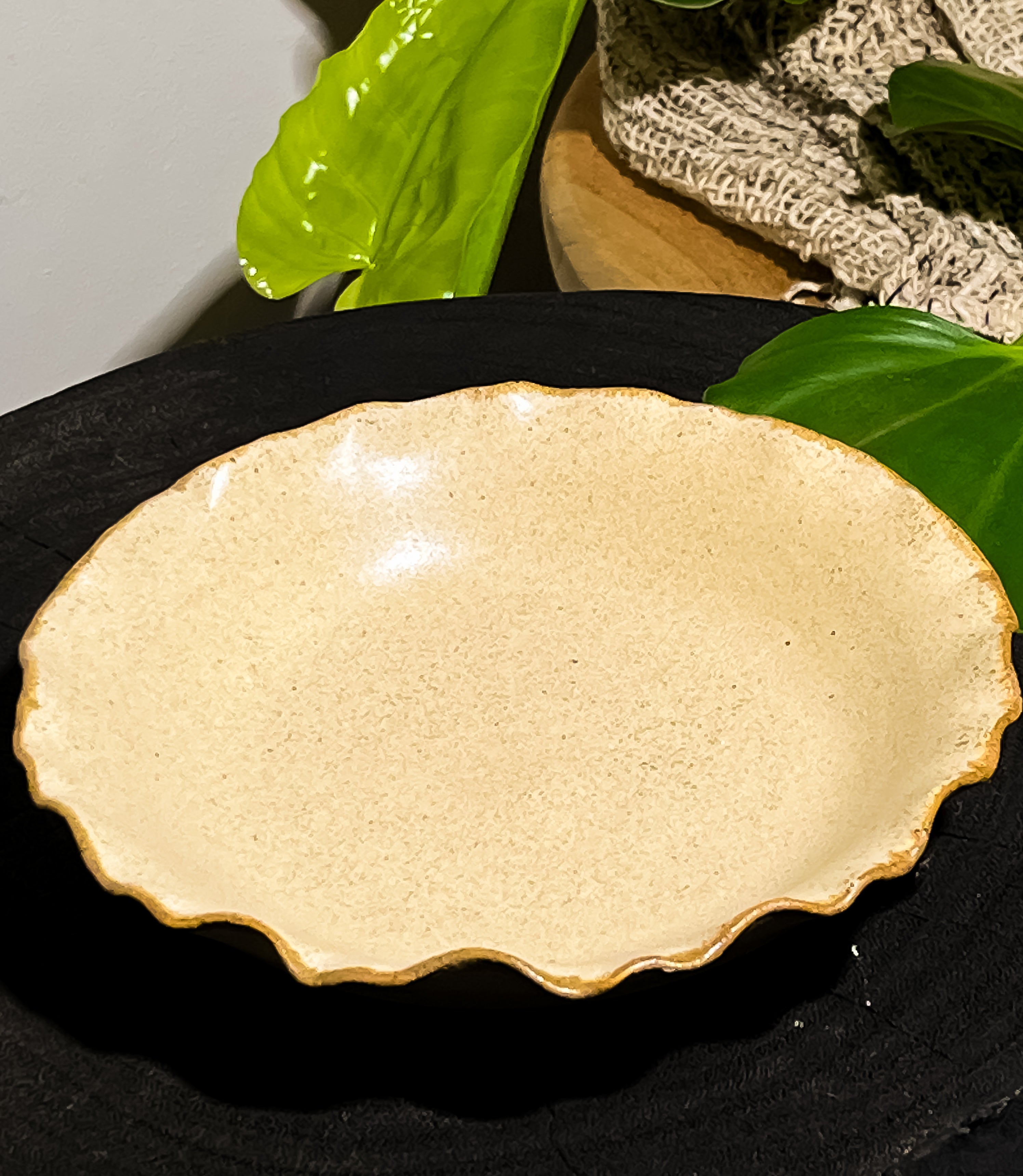 Ceramic Bowl Wavy Sand Brown