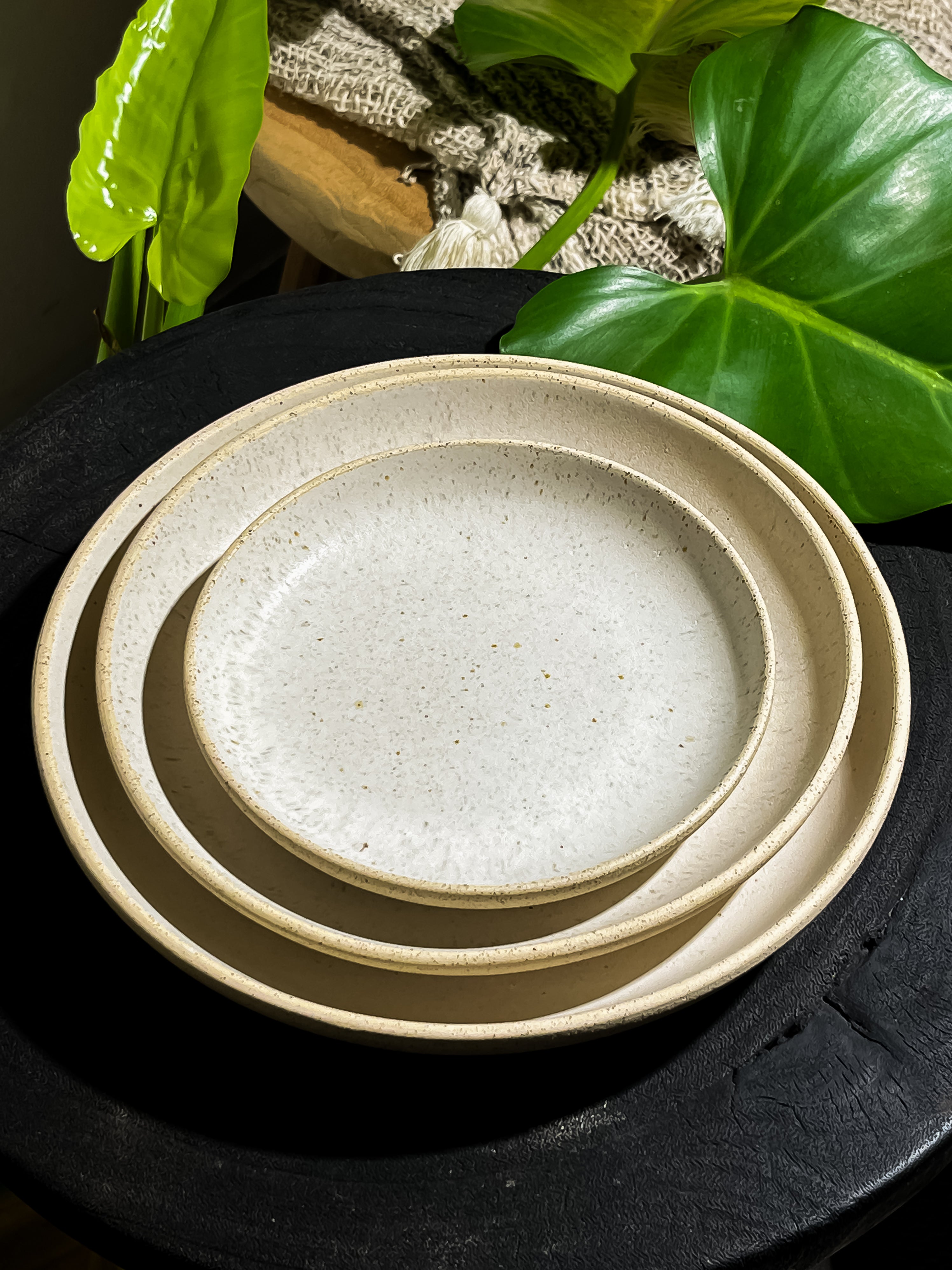 Ceramic Round Plate White Sand