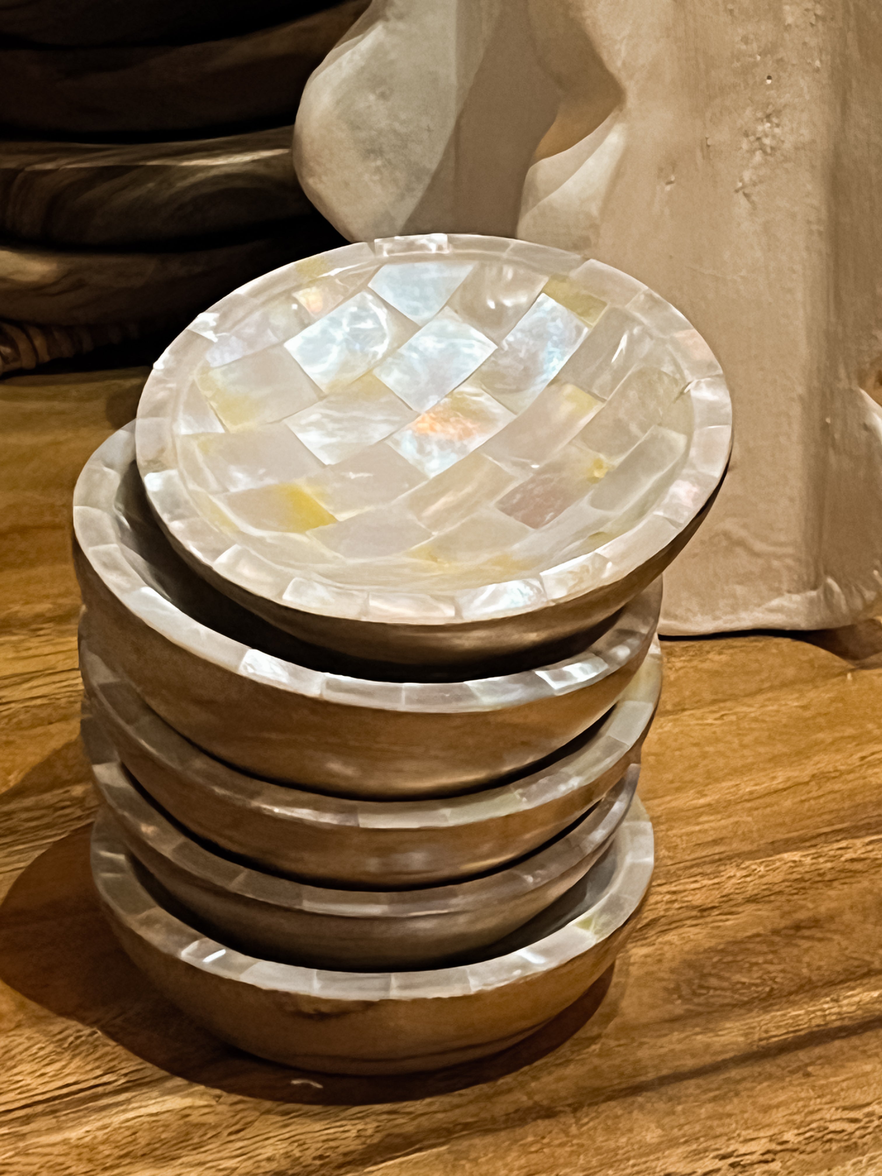 Round Mother Of Pearl Jewelry Tray